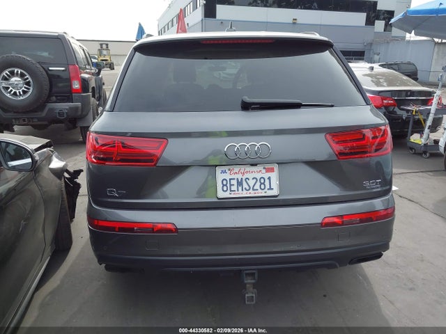 Audi Q7 3.0t Premium 2018 WA1VABF77JD044228 Image 15