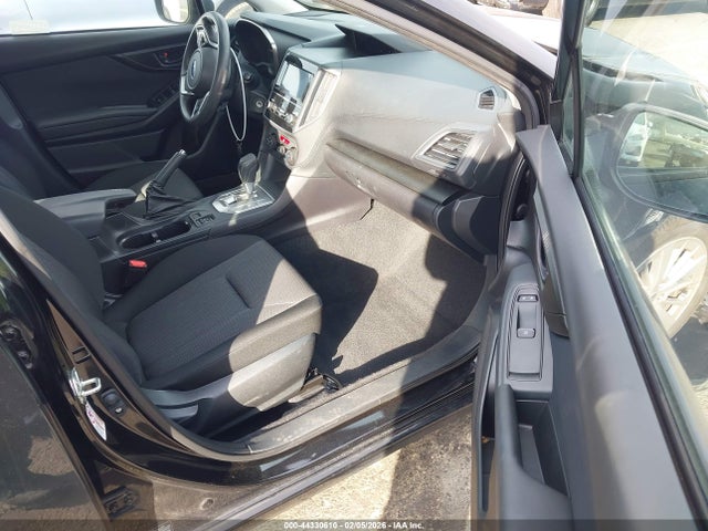 Subaru Impreza 2.0i Premium 2017 4S3GTAD65H3746643 Image 5