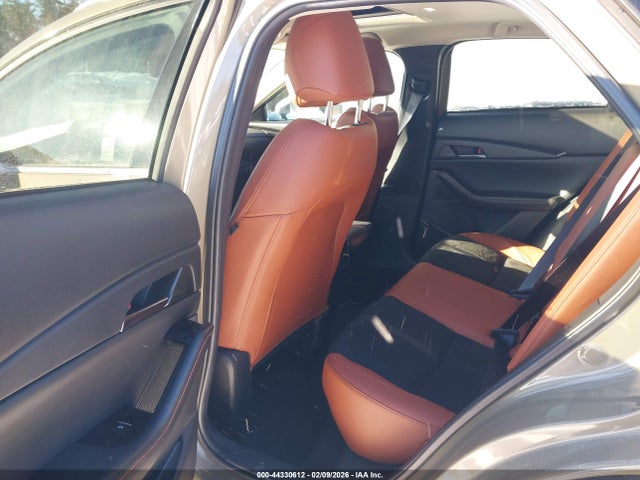 44330612 :رقم المزاد ، 3MVDMBXY4RM717328 vin ، 2024 Mazda Cx-30 2.5 Carbon Turbo مزاد بيع