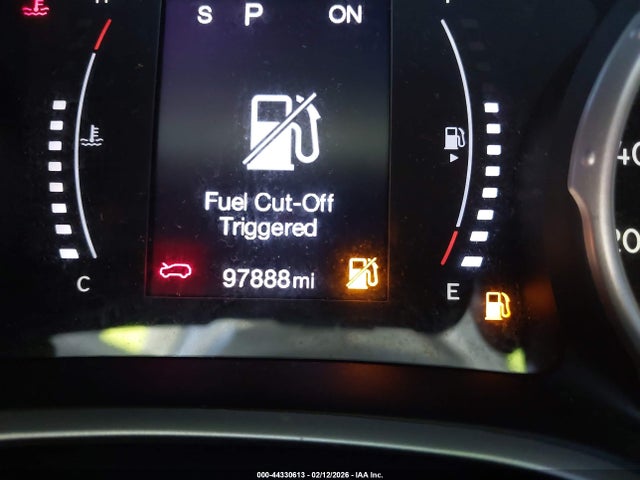 44330613 :رقم المزاد ، 3C4NJCBB4LT229906 vin ، 2020 Jeep Compass Sun And Safety Fwd مزاد بيع