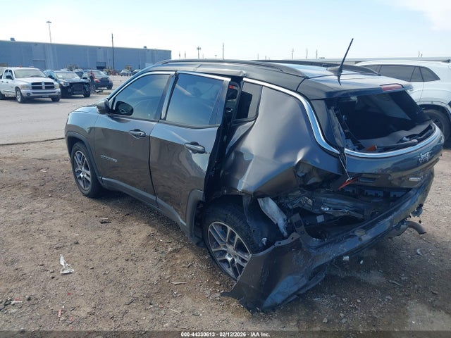 44330613 :رقم المزاد ، 3C4NJCBB4LT229906 vin ، 2020 Jeep Compass Sun And Safety Fwd مزاد بيع