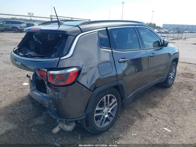 44330613 :رقم المزاد ، 3C4NJCBB4LT229906 vin ، 2020 Jeep Compass Sun And Safety Fwd مزاد بيع