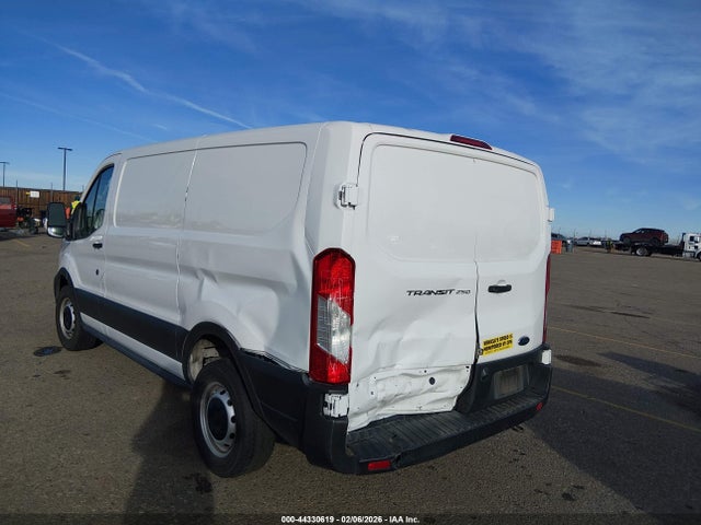 1FTBR1Y82NKA56385 Ford Transit-250