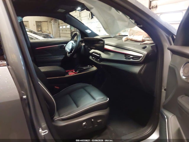 5GAEVCRS4SJ202660 Buick Enclave Avenir Fwd