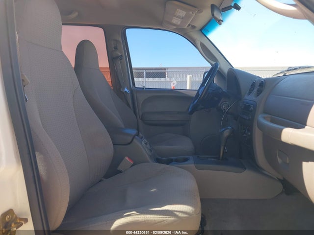 2004 Jeep Liberty Sport მანქანა იყიდება აუქციონზე, vin: 1J4GK48K14W311326, აუქციონის ნომერი: 44330651