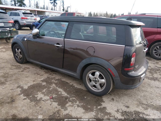 2008 MINI COOPER CLUBMAN WMWML33578TN67718 Photo 2
