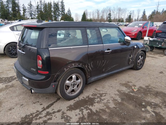 2008 MINI COOPER CLUBMAN WMWML33578TN67718 Photo 3
