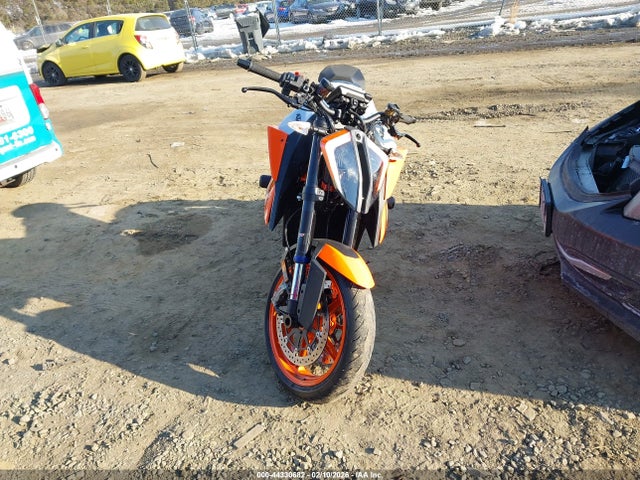 2022 KTM 1290 VBKV39409NM955678 Photo 4