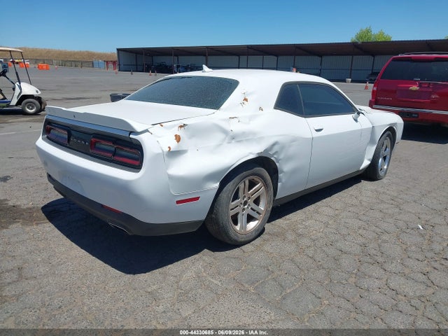 2C3CDZAG9KH731384 Dodge Challenger Sxt