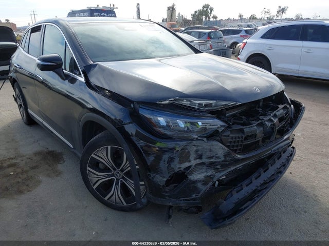 44330689 :رقم المزاد ، 4JGGM2BB5PA028826 vin ، 2023 Mercedes-benz Eqe 350+ Suv مزاد بيع