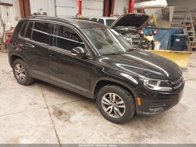 2016 VOLKSWAGEN TIGUAN WVGAV7AX9GW573766