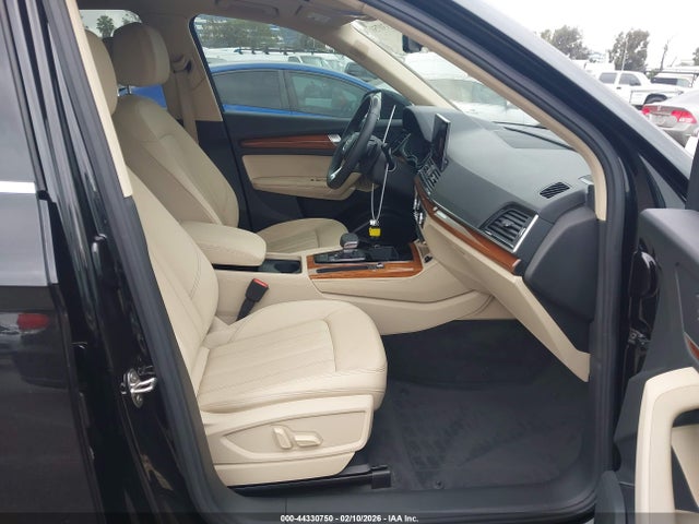 2023 AUDI Q5 WA1EAAFY4P2173728 Photo 4
