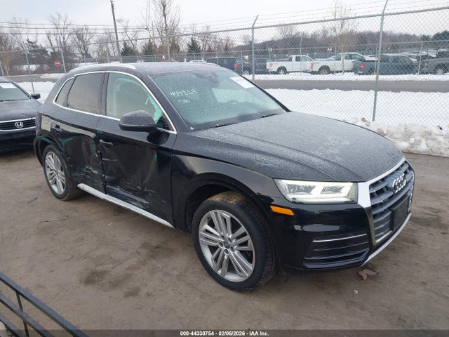 2019 AUDI Q5 WA1BNAFY9K2084205 Photo 0