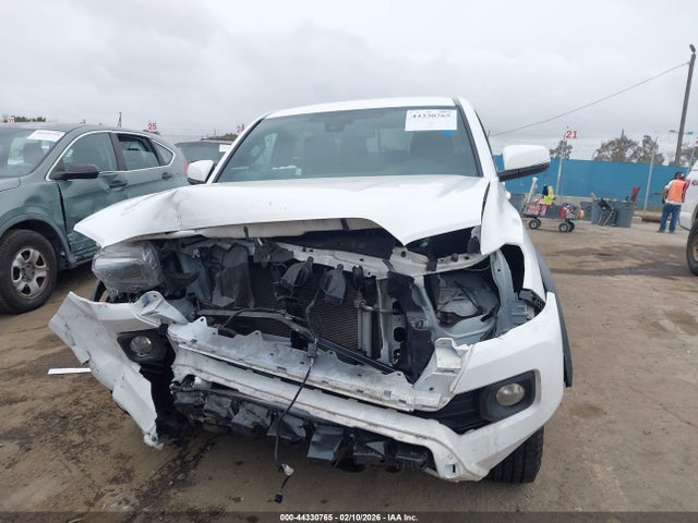 3TMCZ5AN8PM641043 Toyota Tacoma Trd Off Road