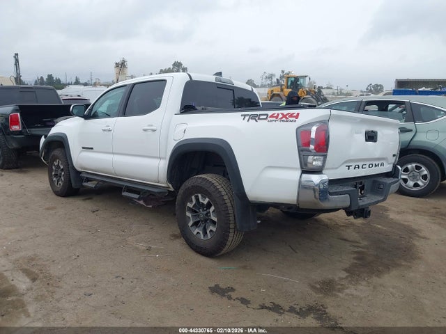 3TMCZ5AN8PM641043 Toyota Tacoma Trd Off Road