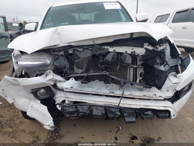 3TMCZ5AN8PM641043 Toyota Tacoma Trd Off Road
