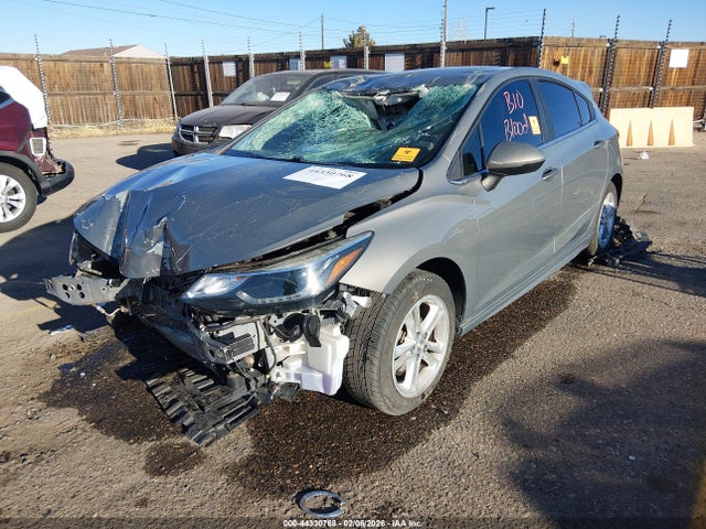 Chevrolet Cruze Lt Auto 2017 3G1BE6SM4HS536069 Image 2