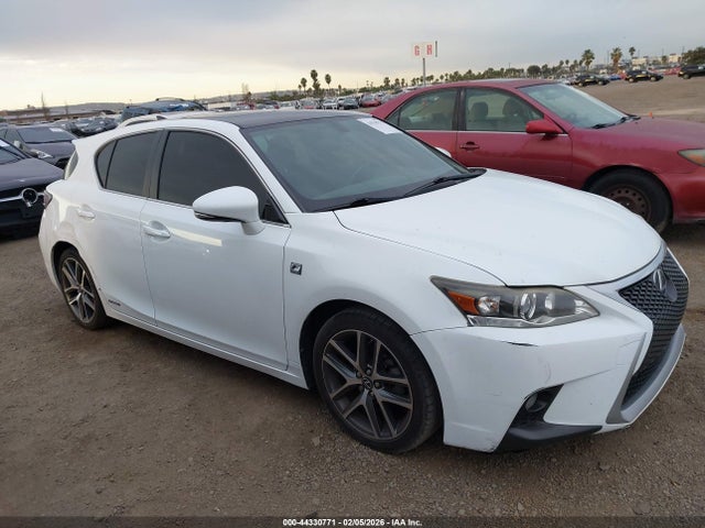 Lexus CT 200H 2015 JTHKD5BH4F2223585 Image 13