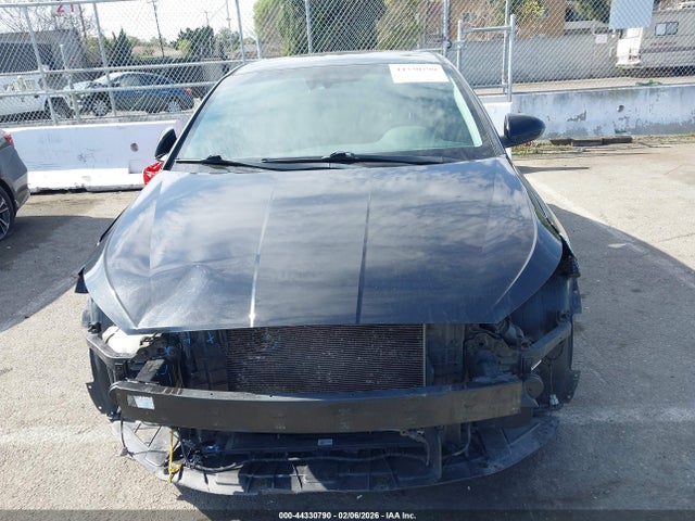 5NPD84LF9LH578767 Hyundai ELANTRA SEL