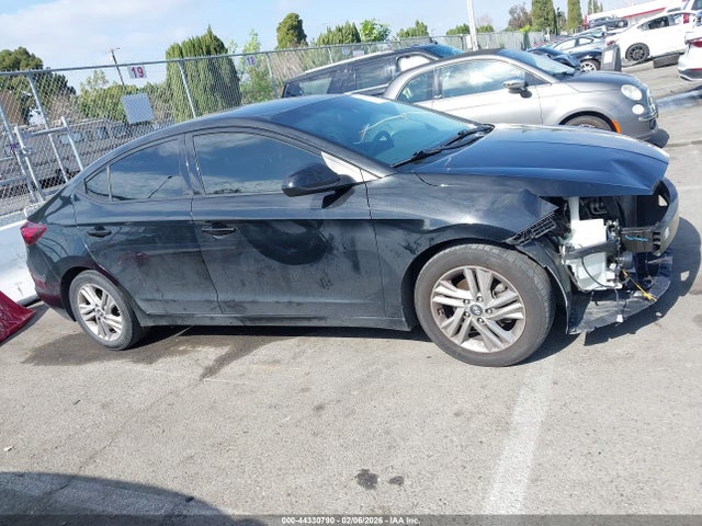 5NPD84LF9LH578767 Hyundai ELANTRA SEL