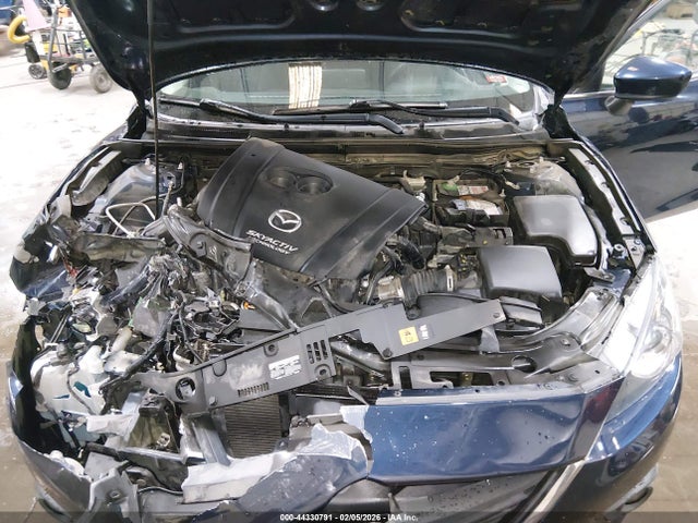 3MZBM1L72GM323269 Mazda Mazda3 I Touring