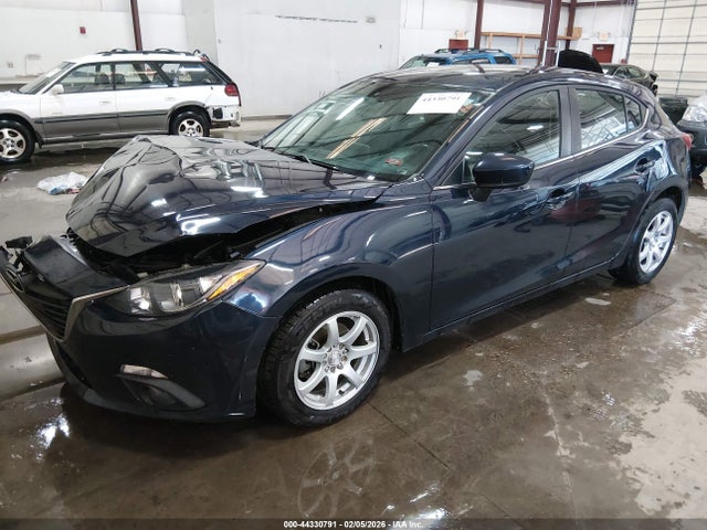 3MZBM1L72GM323269 Mazda Mazda3 I Touring