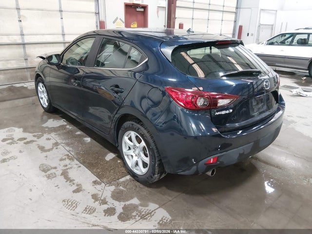 3MZBM1L72GM323269 Mazda Mazda3 I Touring