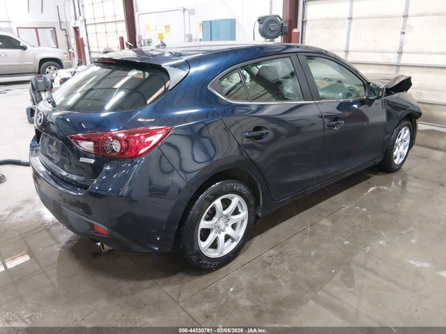 3MZBM1L72GM323269 Mazda Mazda3 I Touring