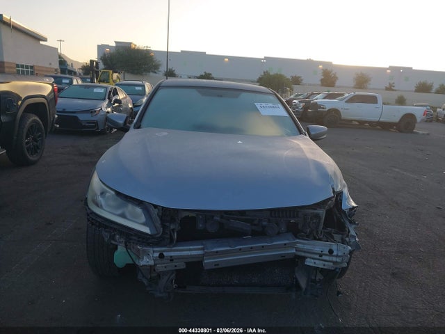 Honda ACCORD LX 2017 1HGCR2F39HA206845 Image 12