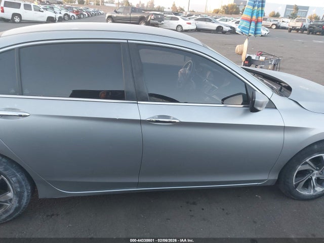 Honda ACCORD LX 2017 1HGCR2F39HA206845 Image 13