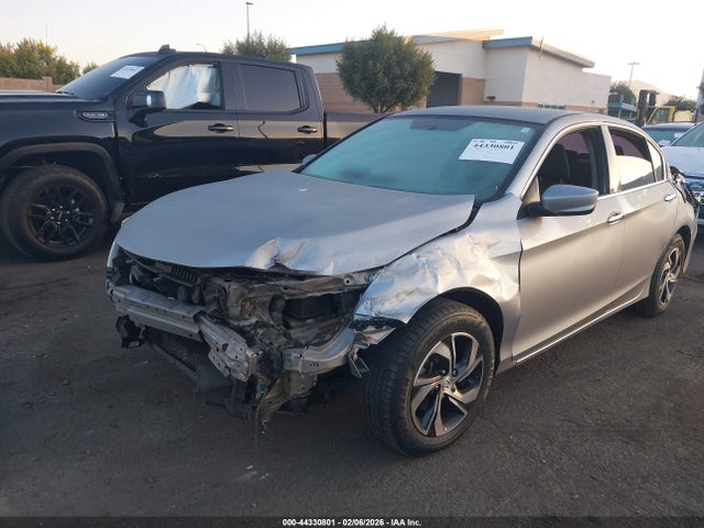 Honda ACCORD LX 2017 1HGCR2F39HA206845 Image 2