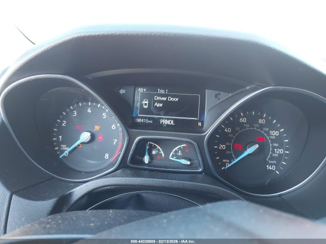 1FADP3K29HL281308 Ford FOCUS SE
