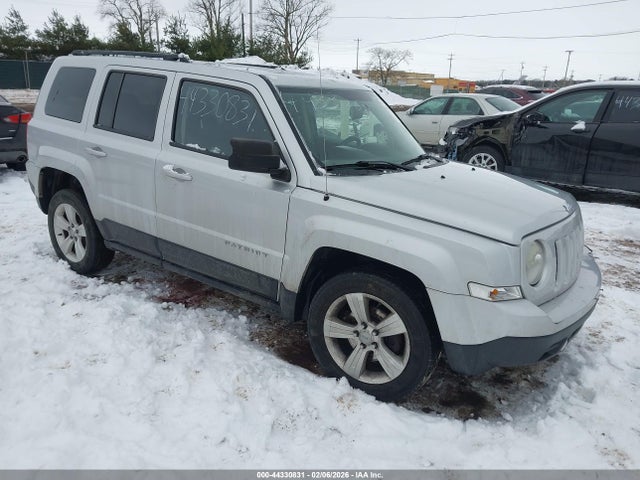2012 Jeep Patriot Latitude მანქანა იყიდება აუქციონზე, vin: 1C4NJPFA7CD617260, აუქციონის ნომერი: 44330831