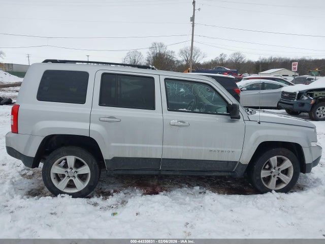 2012 Jeep Patriot Latitude მანქანა იყიდება აუქციონზე, vin: 1C4NJPFA7CD617260, აუქციონის ნომერი: 44330831
