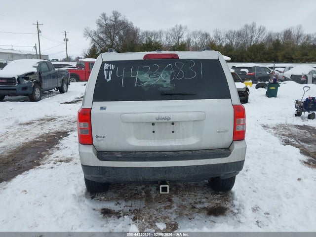 2012 Jeep Patriot Latitude მანქანა იყიდება აუქციონზე, vin: 1C4NJPFA7CD617260, აუქციონის ნომერი: 44330831