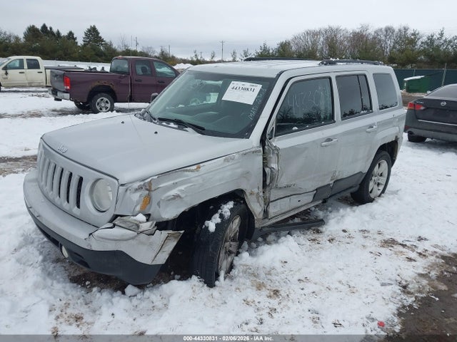 2012 Jeep Patriot Latitude მანქანა იყიდება აუქციონზე, vin: 1C4NJPFA7CD617260, აუქციონის ნომერი: 44330831