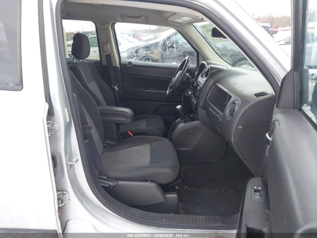 2012 Jeep Patriot Latitude მანქანა იყიდება აუქციონზე, vin: 1C4NJPFA7CD617260, აუქციონის ნომერი: 44330831