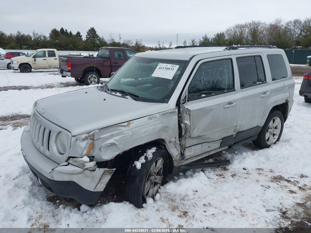 2012 Jeep Patriot Latitude მანქანა იყიდება აუქციონზე, vin: 1C4NJPFA7CD617260, აუქციონის ნომერი: 44330831