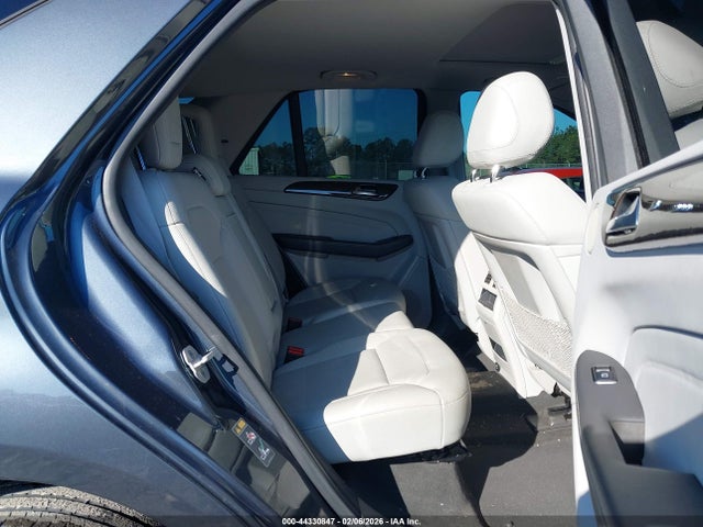 Продаж на аукціоні авто 2015 Mercedes-benz Ml 350, vin: 4JGDA5JB7FA507293, номер лоту: 44330847