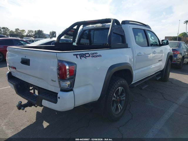 Продажа на аукционе авто 2022 Toyota Tacoma Trd Off Road, vin: 3TMAZ5CN2NM193965, номер лота: 44330857