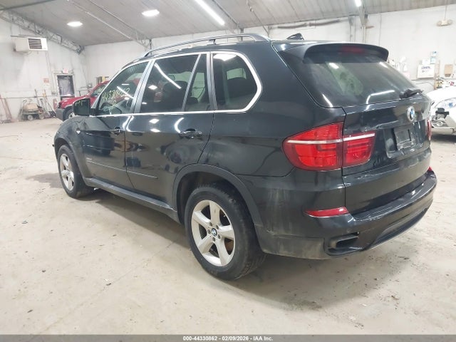 2013 BMW X5 5UXZV8C57D0C15557 Photo 2