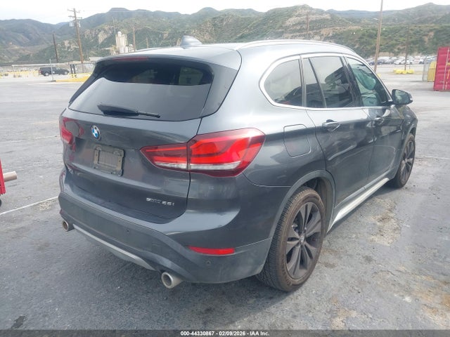 2020 BMW X1 WBXJG7C05L5P65834 Photo 3