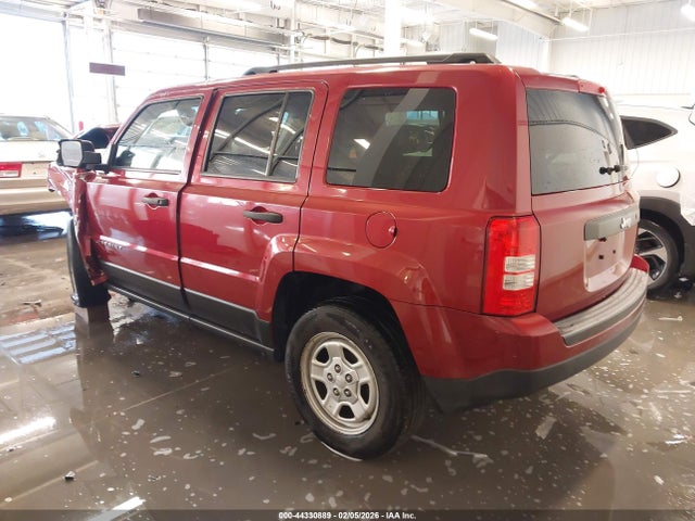 2015 Jeep Patriot Sport მანქანა იყიდება აუქციონზე, vin: 1C4NJPBB5FD221119, აუქციონის ნომერი: 44330889