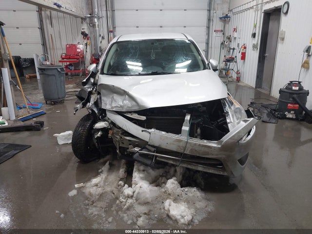 3N1CN7AP5KL860181 Nissan Versa 1.6 Sv