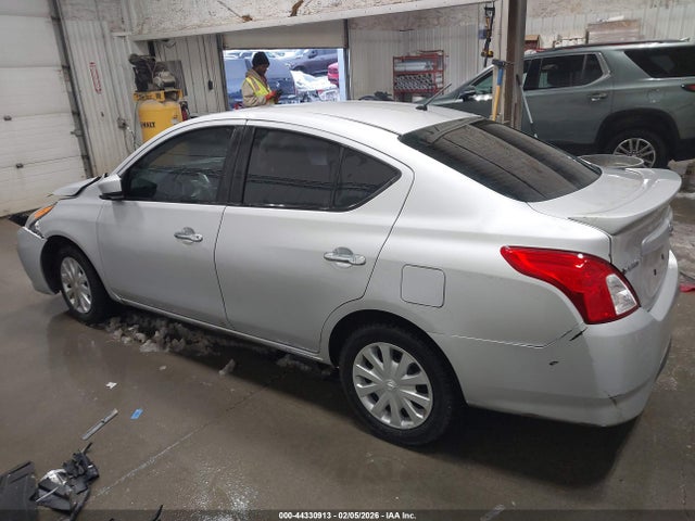 3N1CN7AP5KL860181 Nissan Versa 1.6 Sv