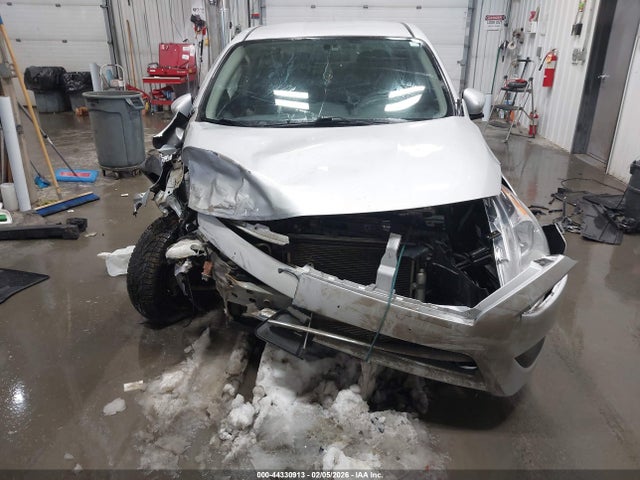 3N1CN7AP5KL860181 Nissan Versa 1.6 Sv