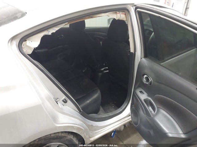 3N1CN7AP5KL860181 Nissan Versa 1.6 Sv