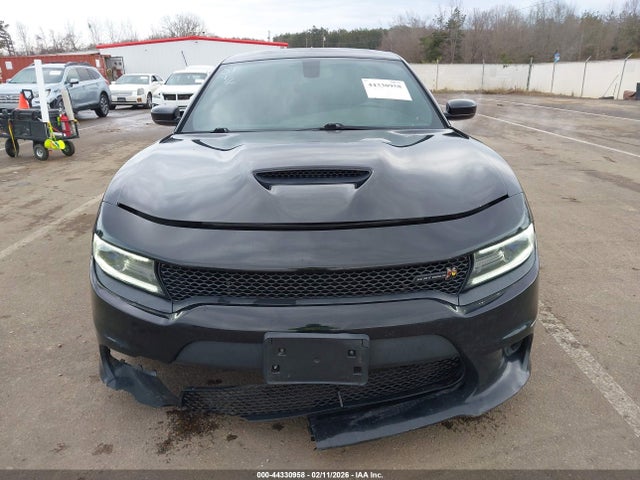 2C3CDXGJ0JH210656 Dodge Charger R/t Scat Pack Rwd