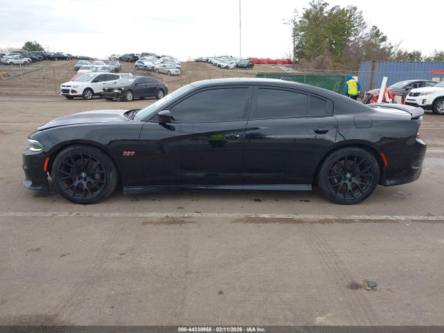 2C3CDXGJ0JH210656 Dodge Charger R/t Scat Pack Rwd