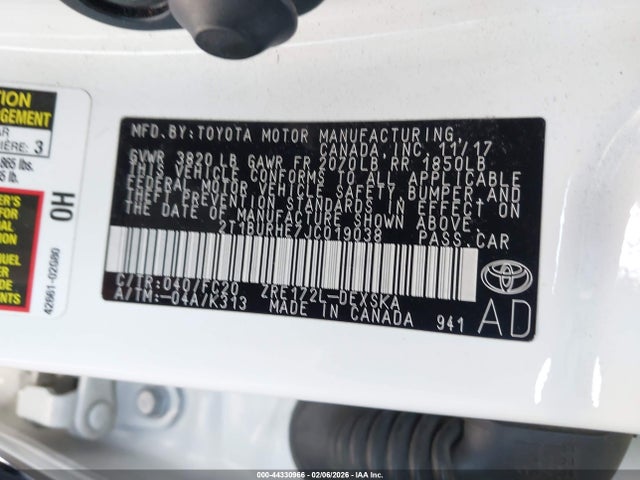 2T1BURHE7JC019038 Toyota COROLLA SE
